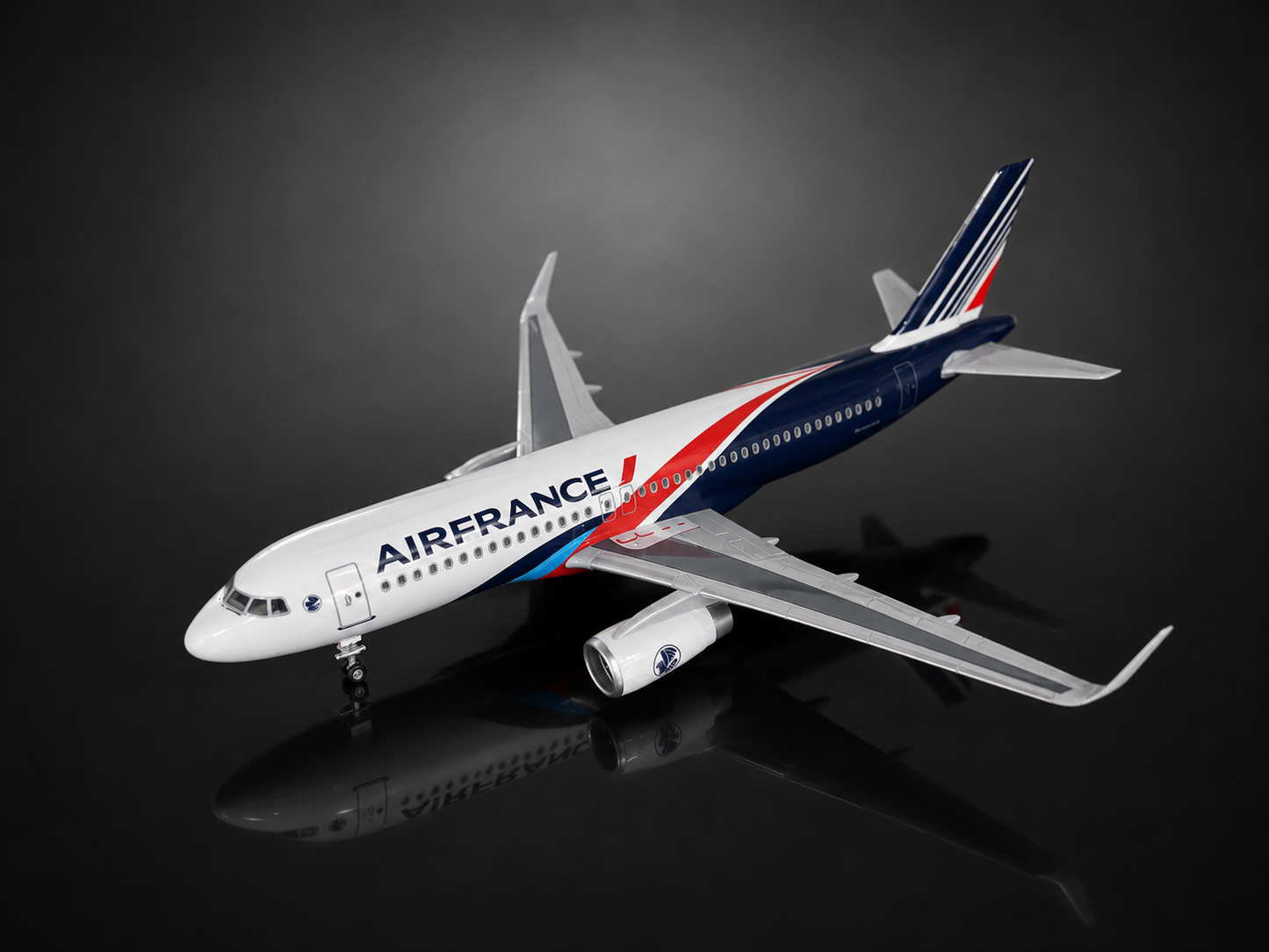 Airbus A320 Air France 🇫🇷 livrée Spéciale - Échelle 1:85 - 47 cm Finition Premium avec Led